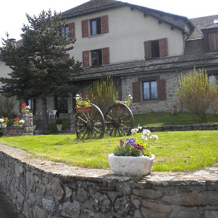 Hotel La Randonnee Nasbinals Buitenkant foto