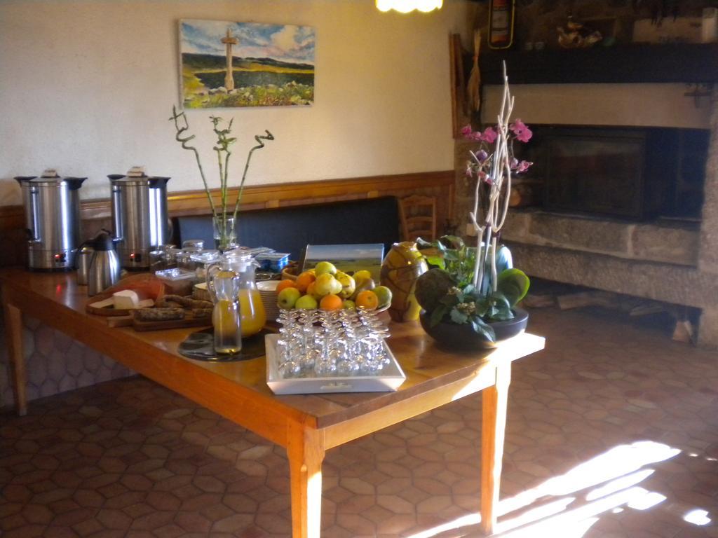Hotel La Randonnee Nasbinals Buitenkant foto